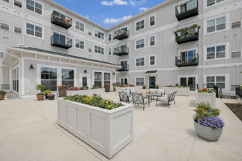 The hendrickson outdoor bbq courtyard